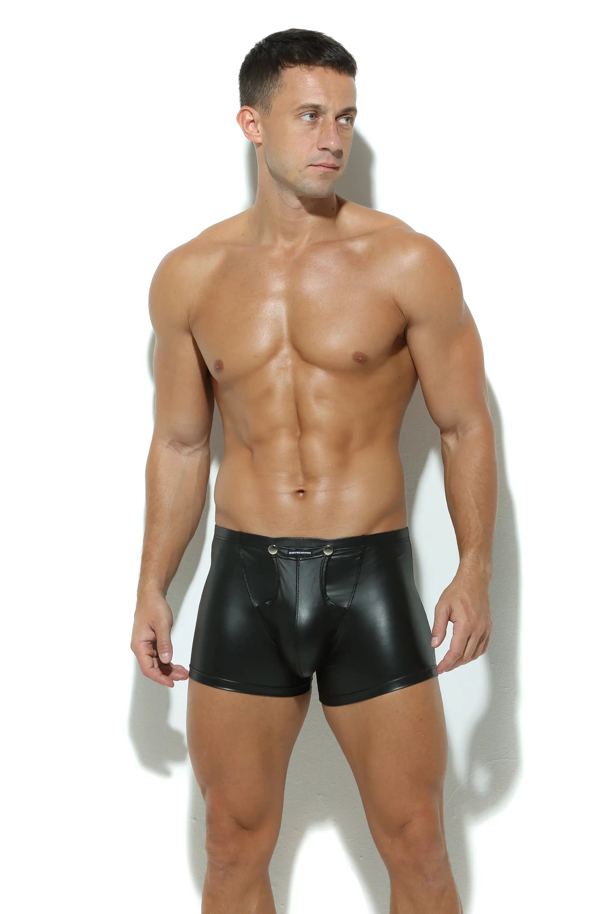 Herren Pant in Schwarz Lederoptik Matt mit Druckknöpfe